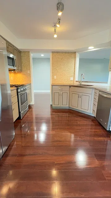 3 bed, 1734 sqft, $2,900 — Photo 4