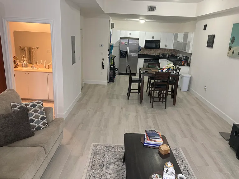 1617 N Flagler Dr #704 — Photo 19