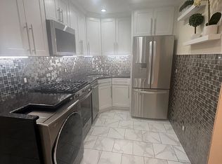 7223 60th Ave Floor 1, Maspeth, NY 11378