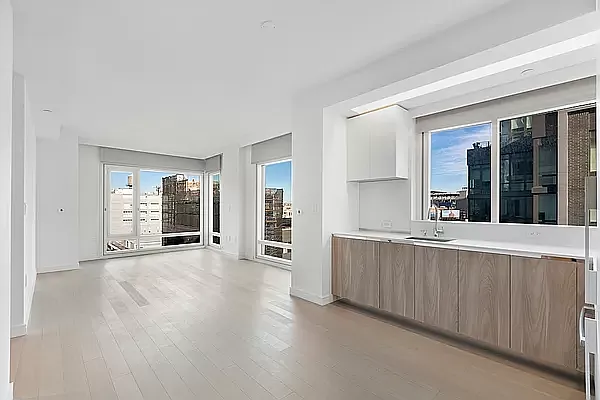 Rented by REAL New York | media 3