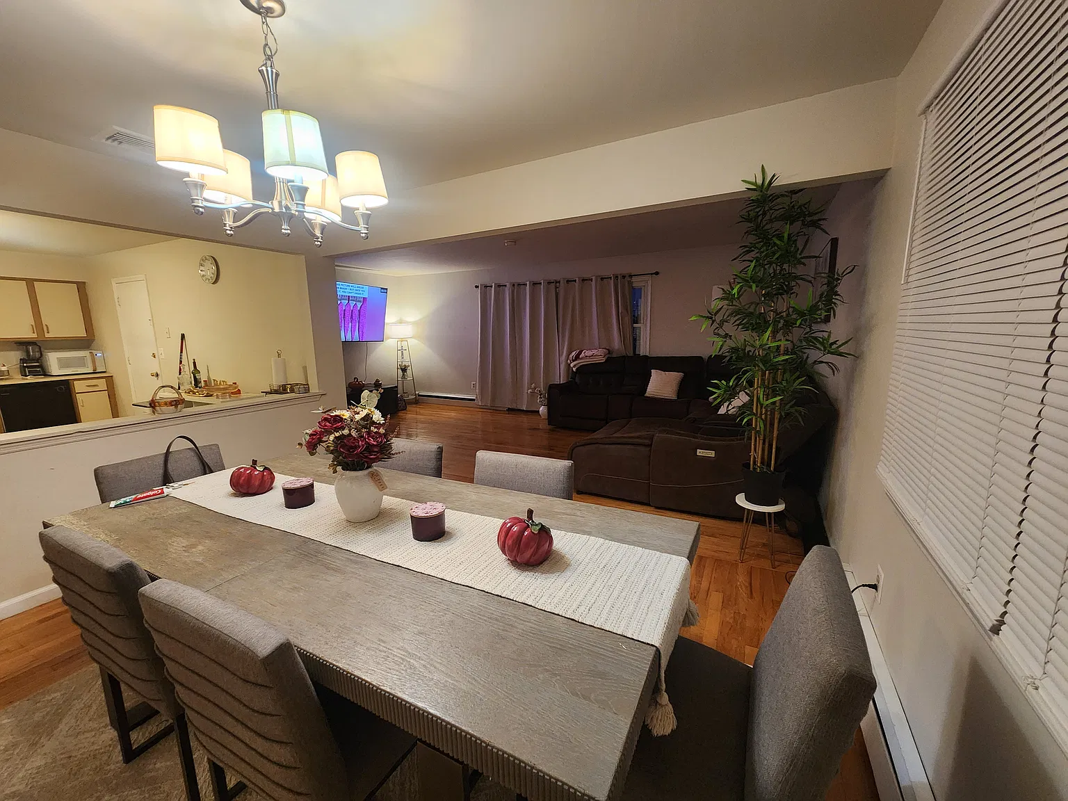 3 bed, $3,300 — Photo 4