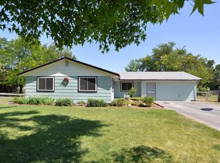 71 Green Meadows Dr, Yakima, WA