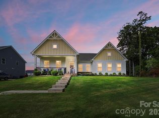 14811 Williams Place Aly, Davidson, NC 28036