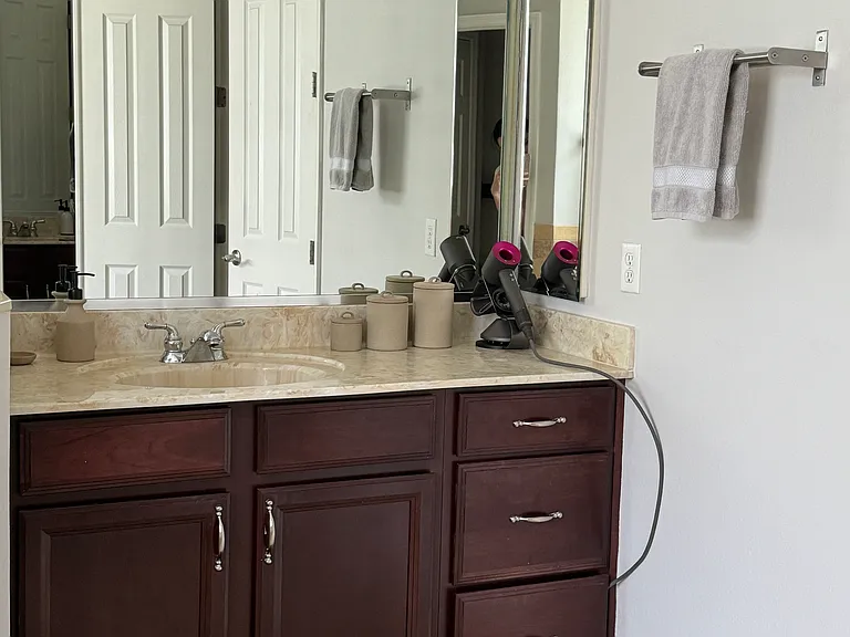 13339 Zori Ln — Photo 17