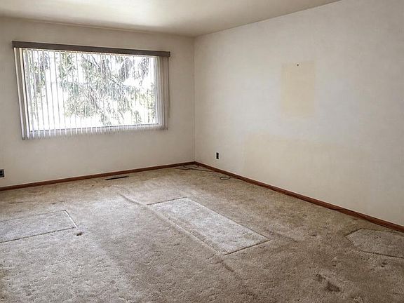 4th image of 1316 Mclorg STREET