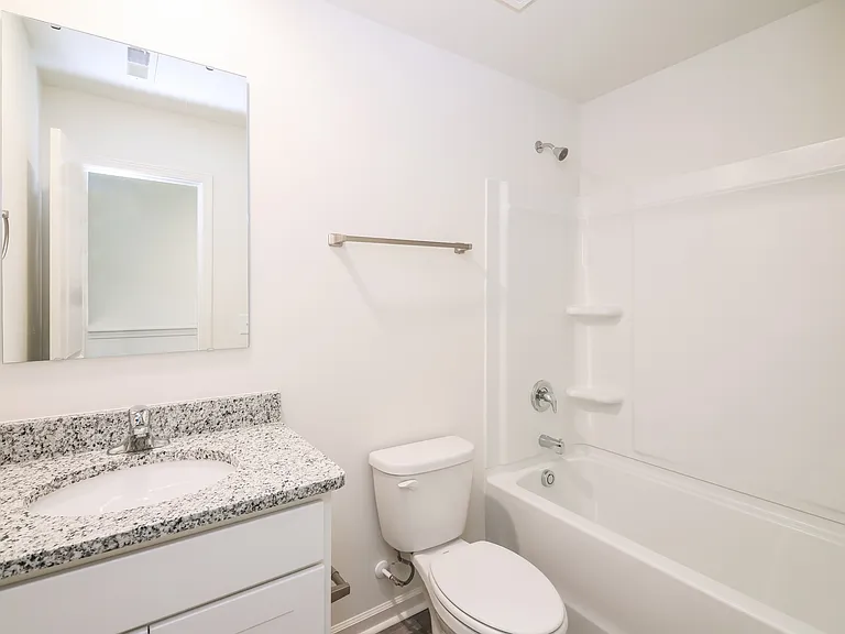 2205 Samuel Ln — Photo 14