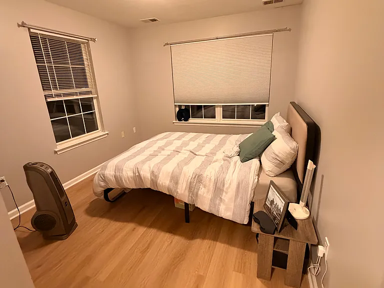 137 Riverwalk Way — Photo 18