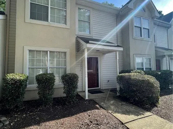 3956 Horse Run Gln, Newport News, VA 23602