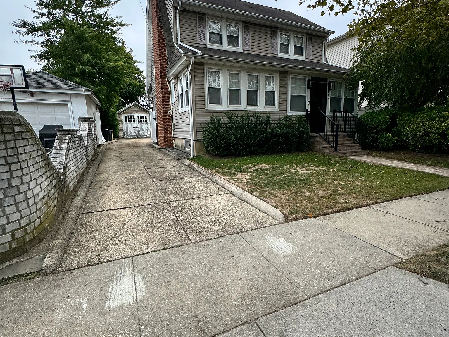 4 bed, 2.5 bath, 1268 sqft, $6,500 — Photo 2