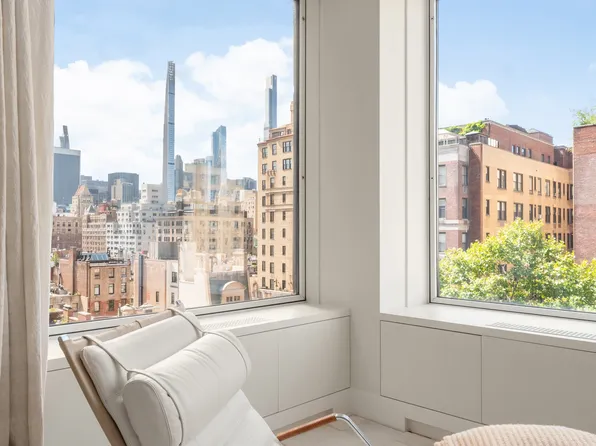 730 Park Avenue image 14 of 24