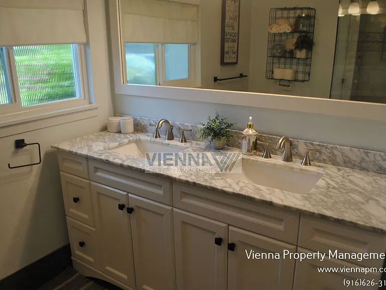 2913 Kerria Way — Photo 26