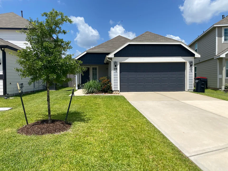 14090 Chinook Dr