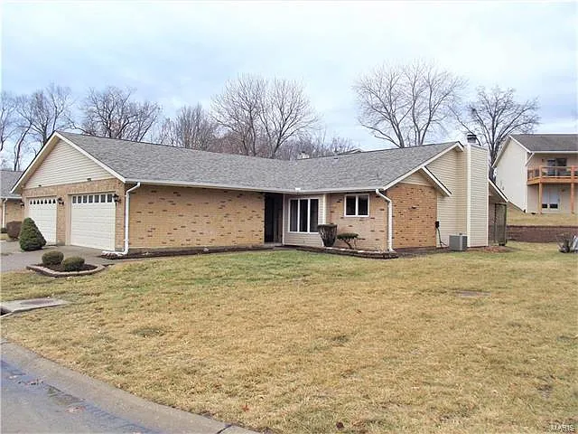 1113 Hunter Ct photo 1