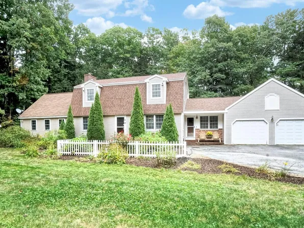 11 Hillcrest Road, Windham, ME 04062
