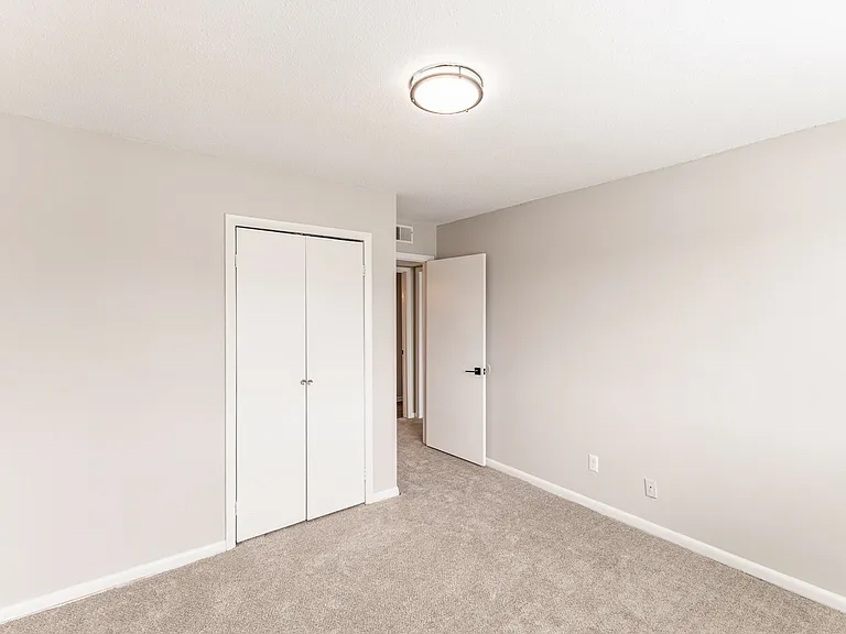 Beltline Villas Apartments — Photo 12
