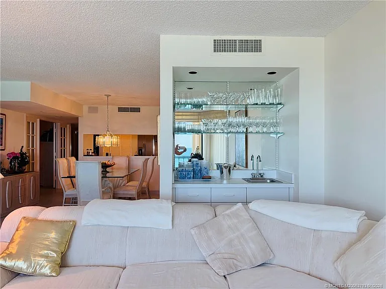 8800 S Ocean Dr #806 — Photo 14