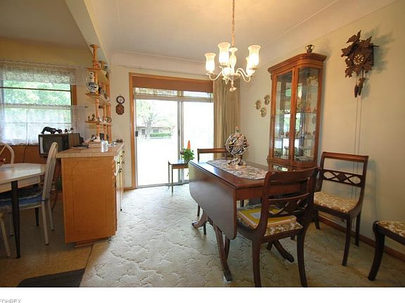 4th image of 15684 Galemore Dr