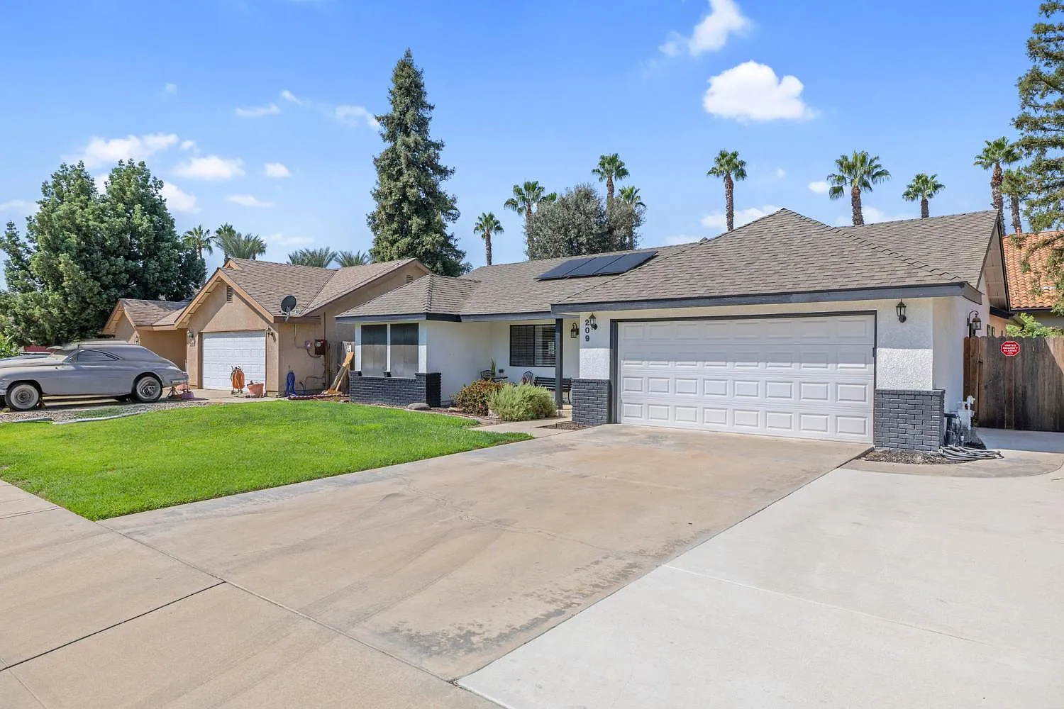 3 bed, 1929 sqft, $2,600 — Photo 4