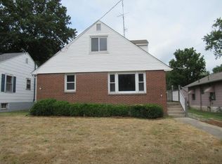 910 W Main St, Hoopeston, IL 60942