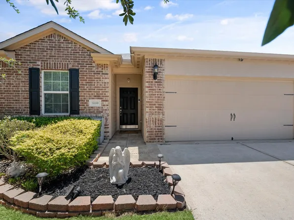 6140 Chalk Hollow Dr, Fort Worth, TX 76179