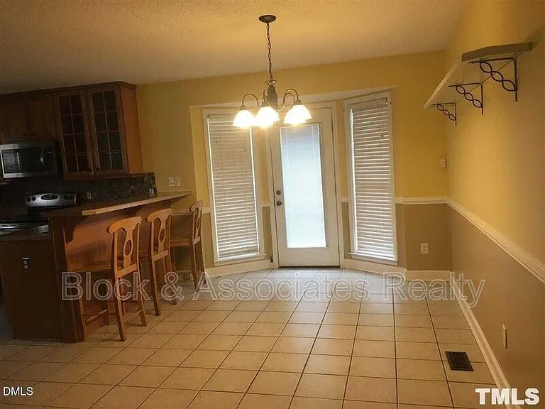 211 Aqua Marine Ln — Photo 5