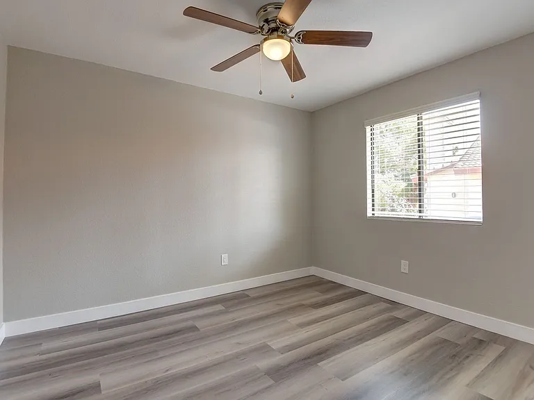 853 Rock Springs Dr #202 — Photo 12