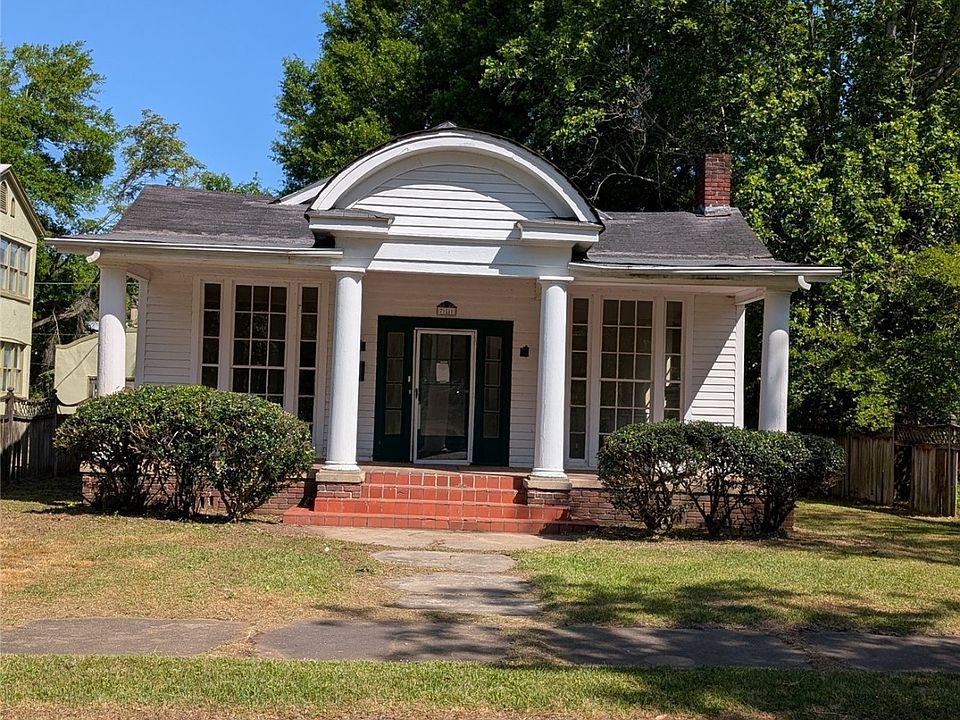 1st image of 711 Arsenal Pl