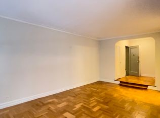 8 Gramercy Park S #3C, New York, NY 10003