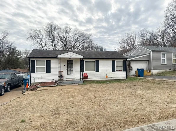 242 Connolly Dr, Saint Louis, MO 63135