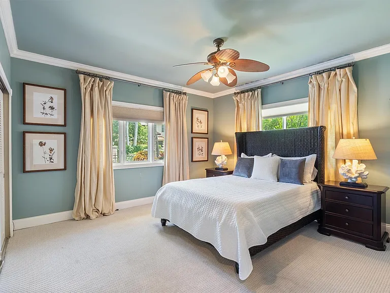 703 Royal Plaza Dr — Photo 15