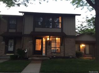 2493 Old Kent Rd W, Warren, MI 48091