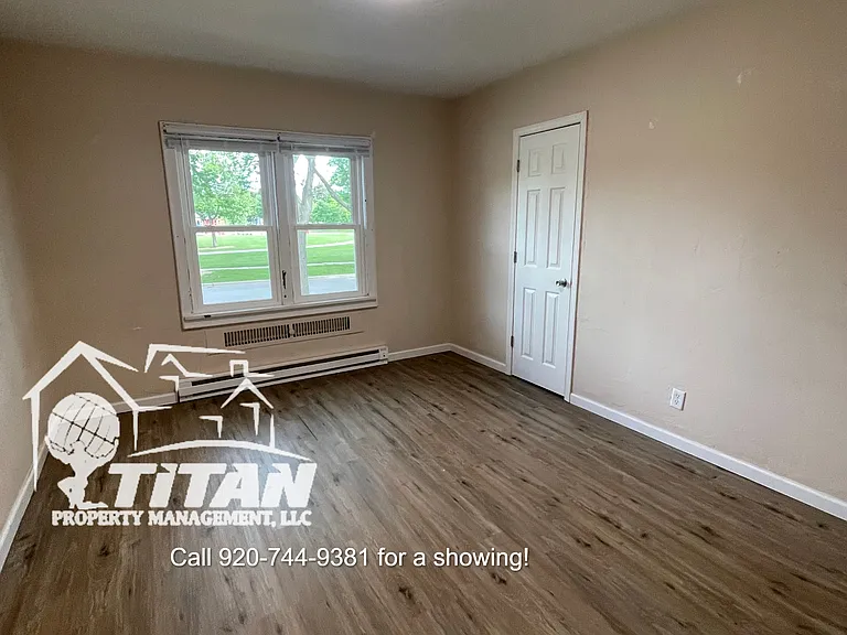 905 Stuart St #A — Photo 9