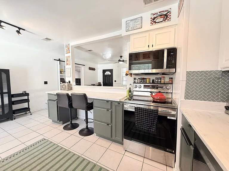 7431 Arble Dr — Photo 9