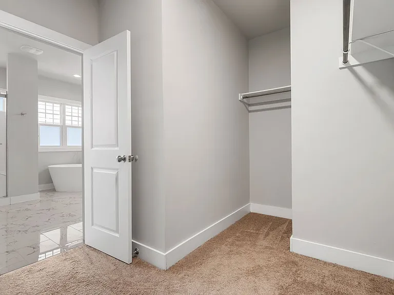 500 Kings Lake Way — Photo 30