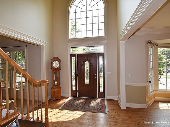 2nd image of 3011 King Richard Cir