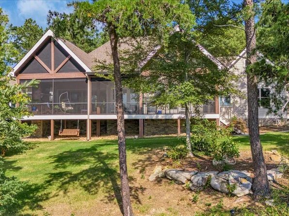 209 Moonshine Dr, Jasper, TN 37347