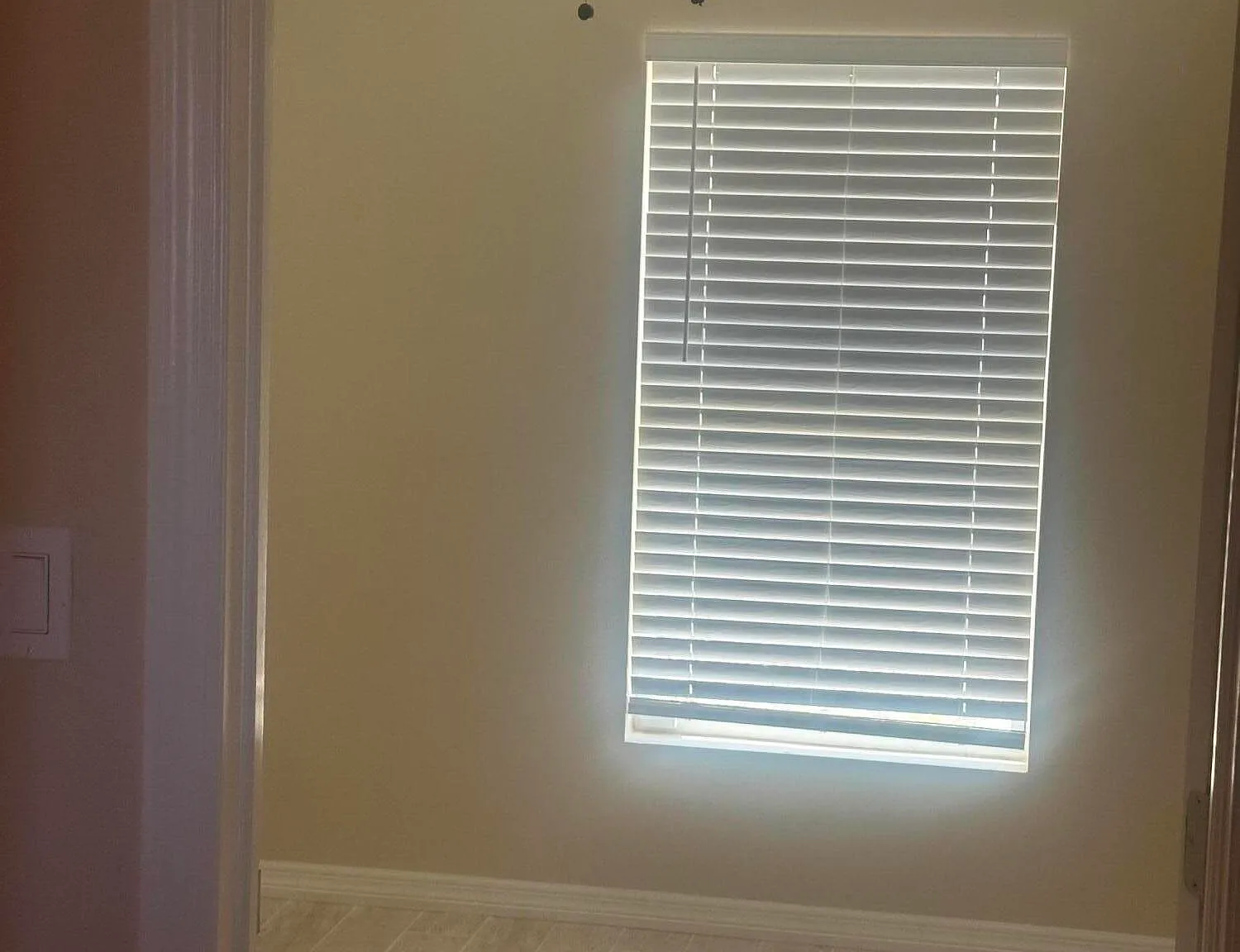 2 bed, 1.0 bath, 1352 sqft, $1,700 — Photo 3