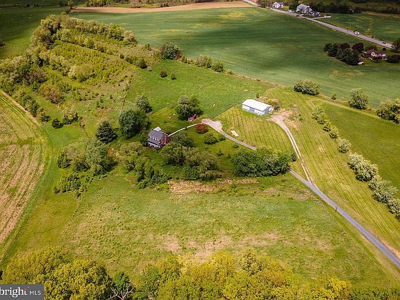 2nd image of 2100 Blacks Schoolhouse Rd