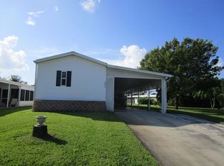 6886 SE Amendment St, Hobe Sound, FL 33455