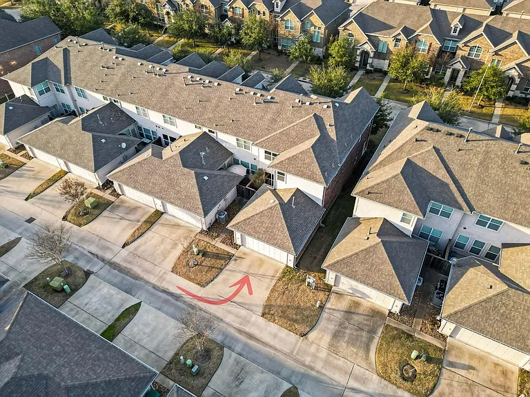 9131 Solvista Pass Ln — Photo 29