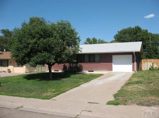 2116 Vinewood Ln, Pueblo, CO 81005