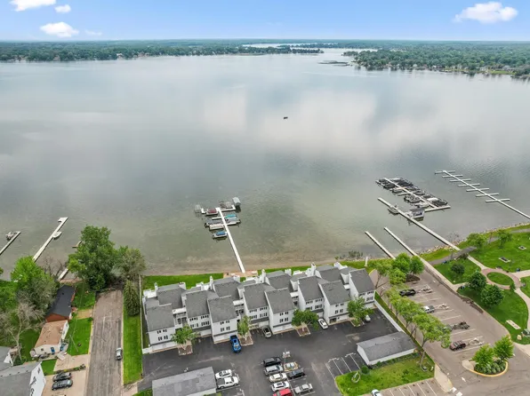 173 1st St NE, Forest Lake, MN 55025