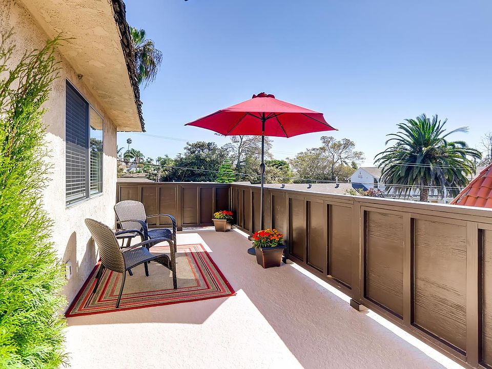 Large, sunny deck.