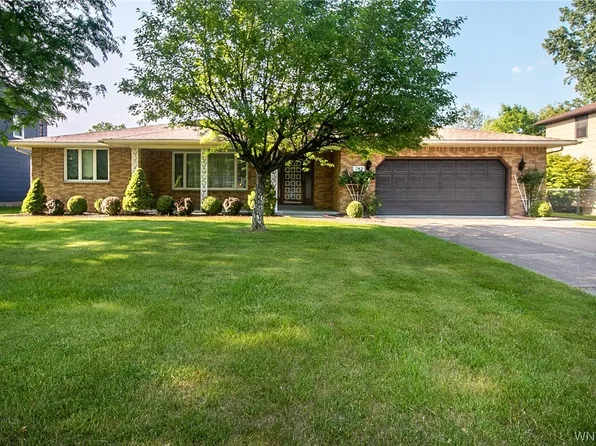 782 Klein Rd, East Amherst, NY 14051