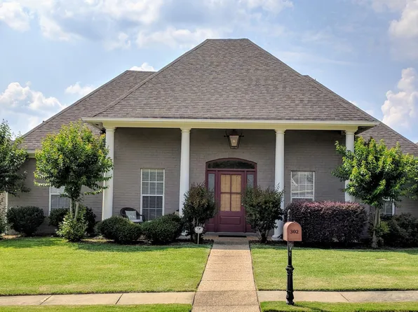 302 Starboard Ln, Brandon, MS 39047