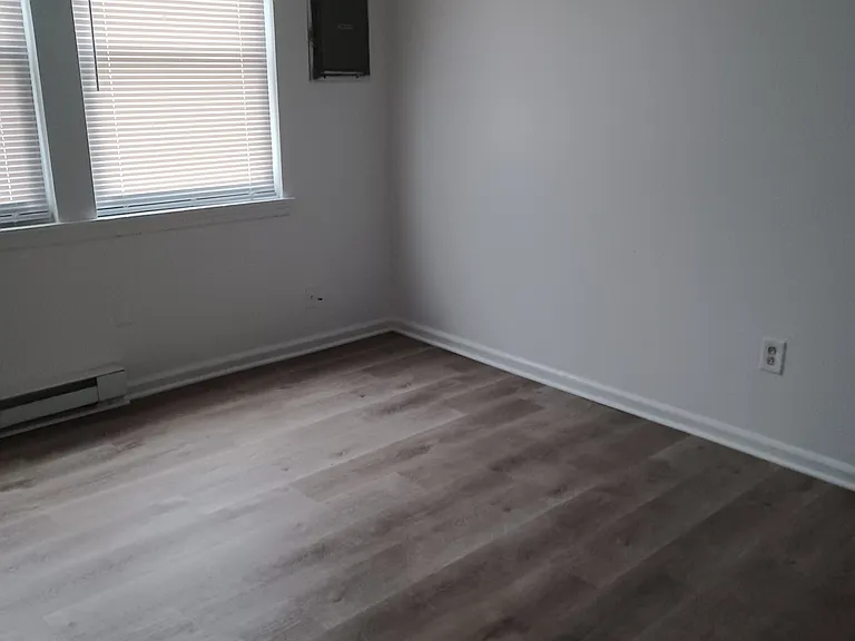 1307 Commerce Ave #A — Photo 10
