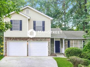 5856 Giles Rd, Lithonia, GA 30058