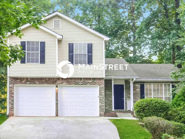 5856 Giles Rd, Lithonia, GA 30058