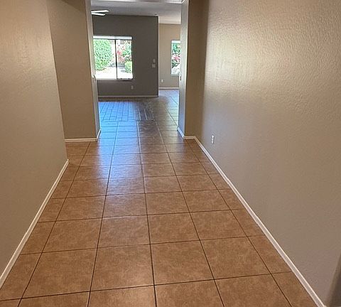 Light and bright entryway