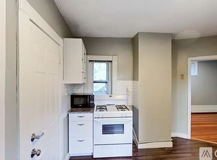 4 Weld Ave #1R, Roxbury, MA 02119
